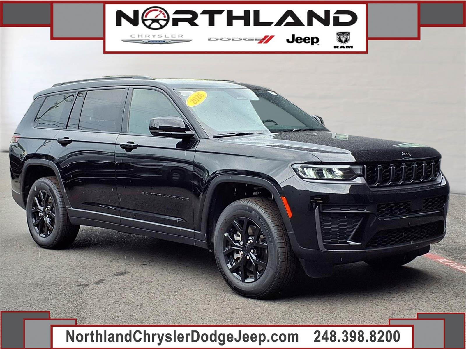New 2026 Diamond Black Crystal Pearl Coat Jeep Altitude image 1