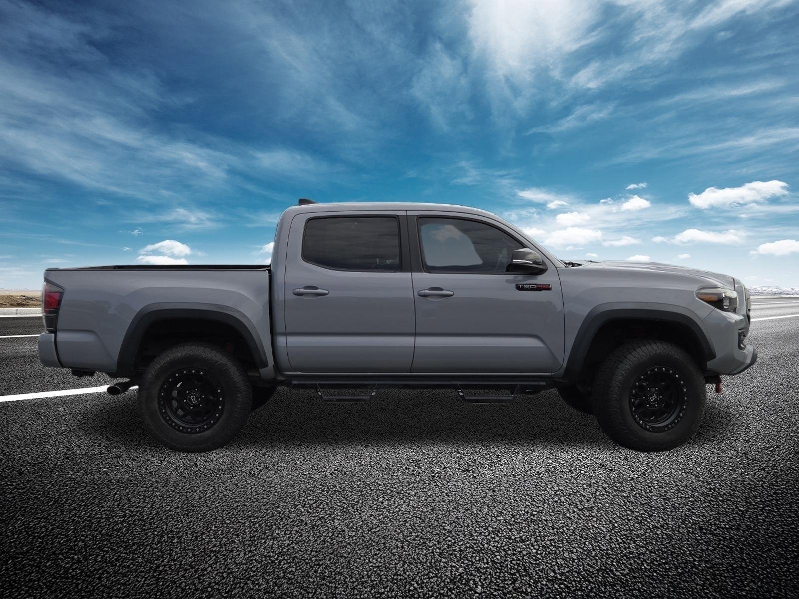 Used 2017 Cement Toyota TRD Pro Double Cab 5' Bed V6 4x4 AT image 19