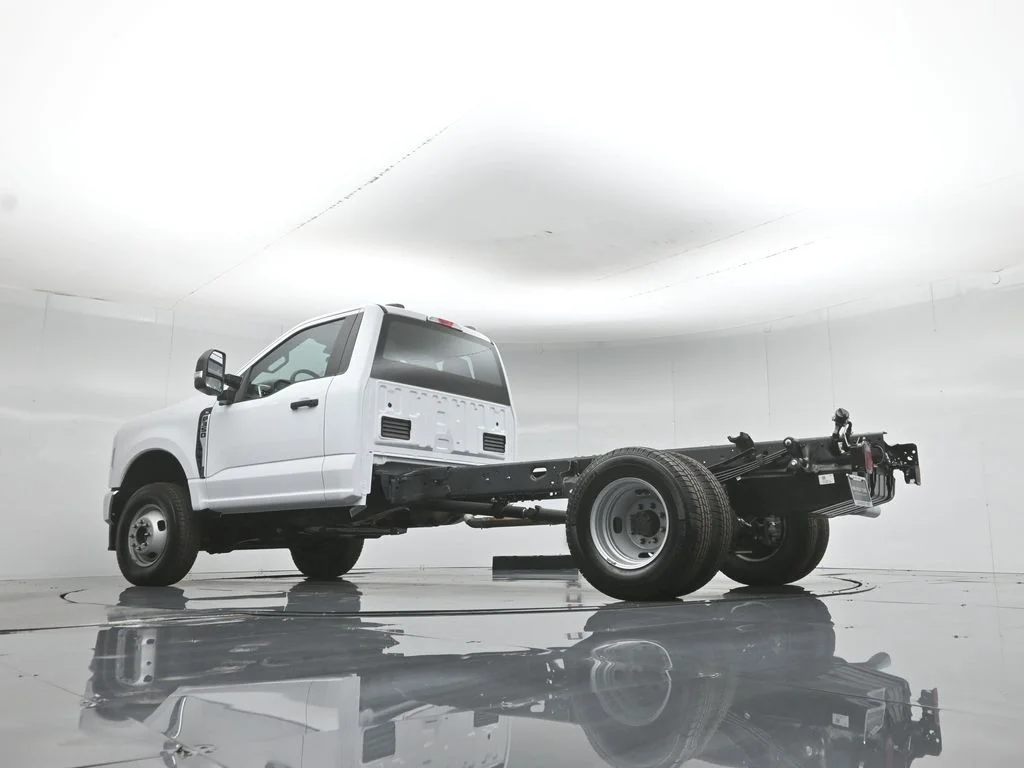 New 2026 White Ford XL image 44