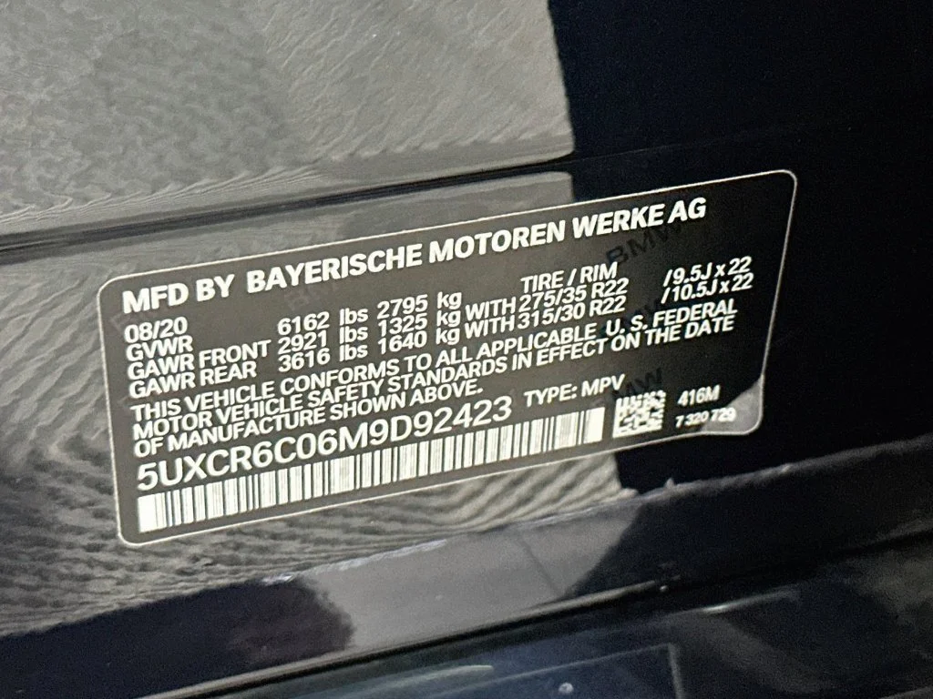 Used 2021 Carbon Black Metallic BMW xDrive40i image 34