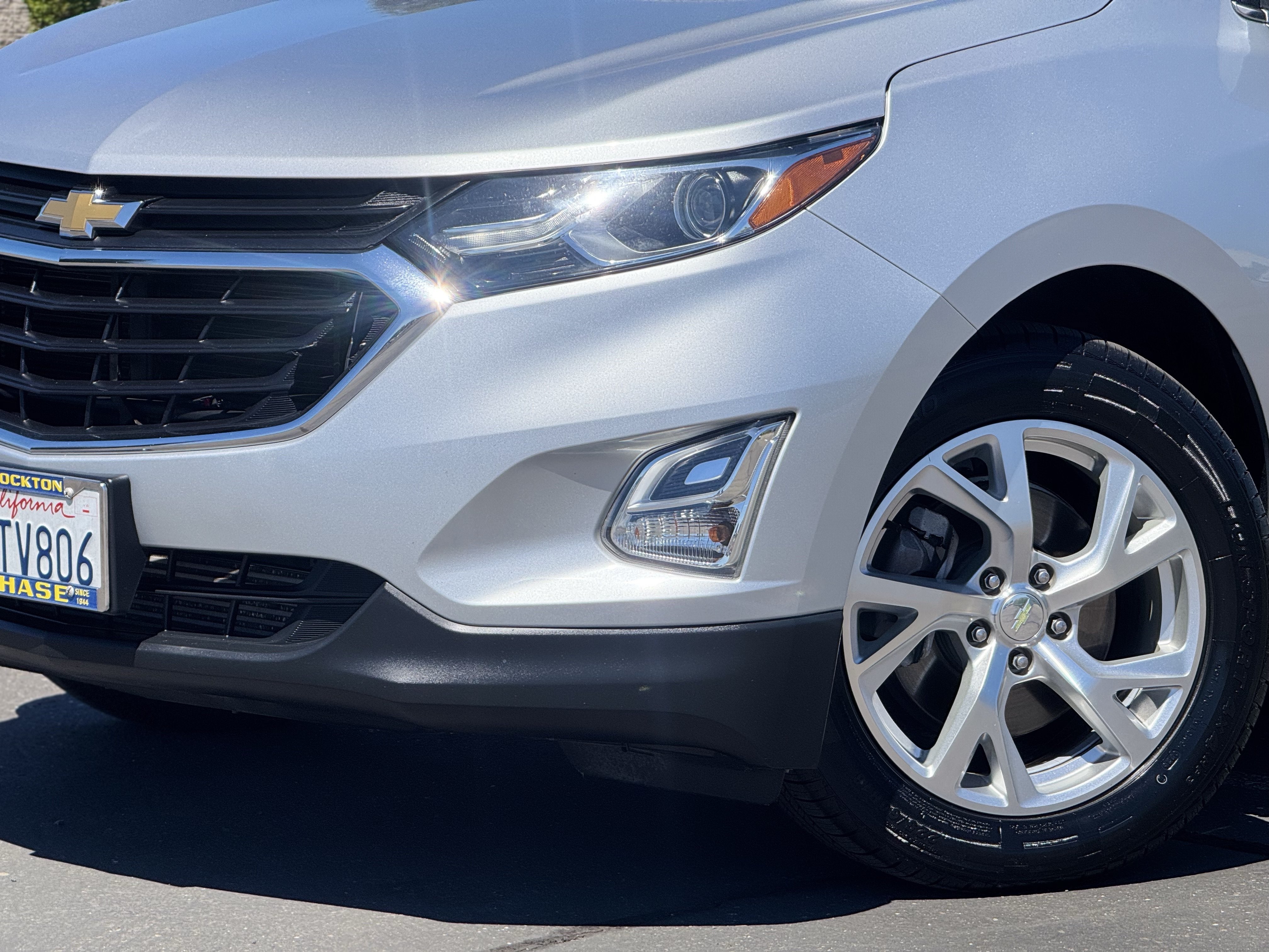 Certified Used 2018 SILVER ICE METALLIC Chevrolet LT image 3