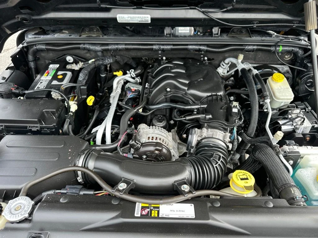 Used 2015 Black Jeep Sport image 8