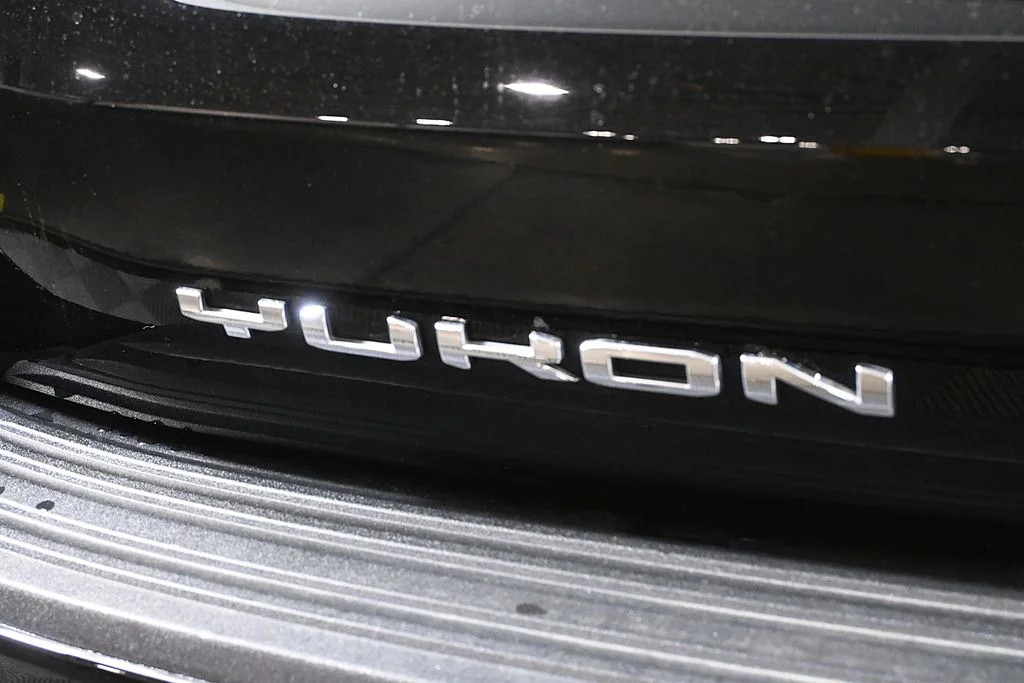 Used 2024 Black GMC Denali Ultimate image 43