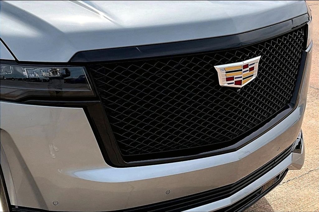 Used 2023 Silver Cadillac Sport image 29