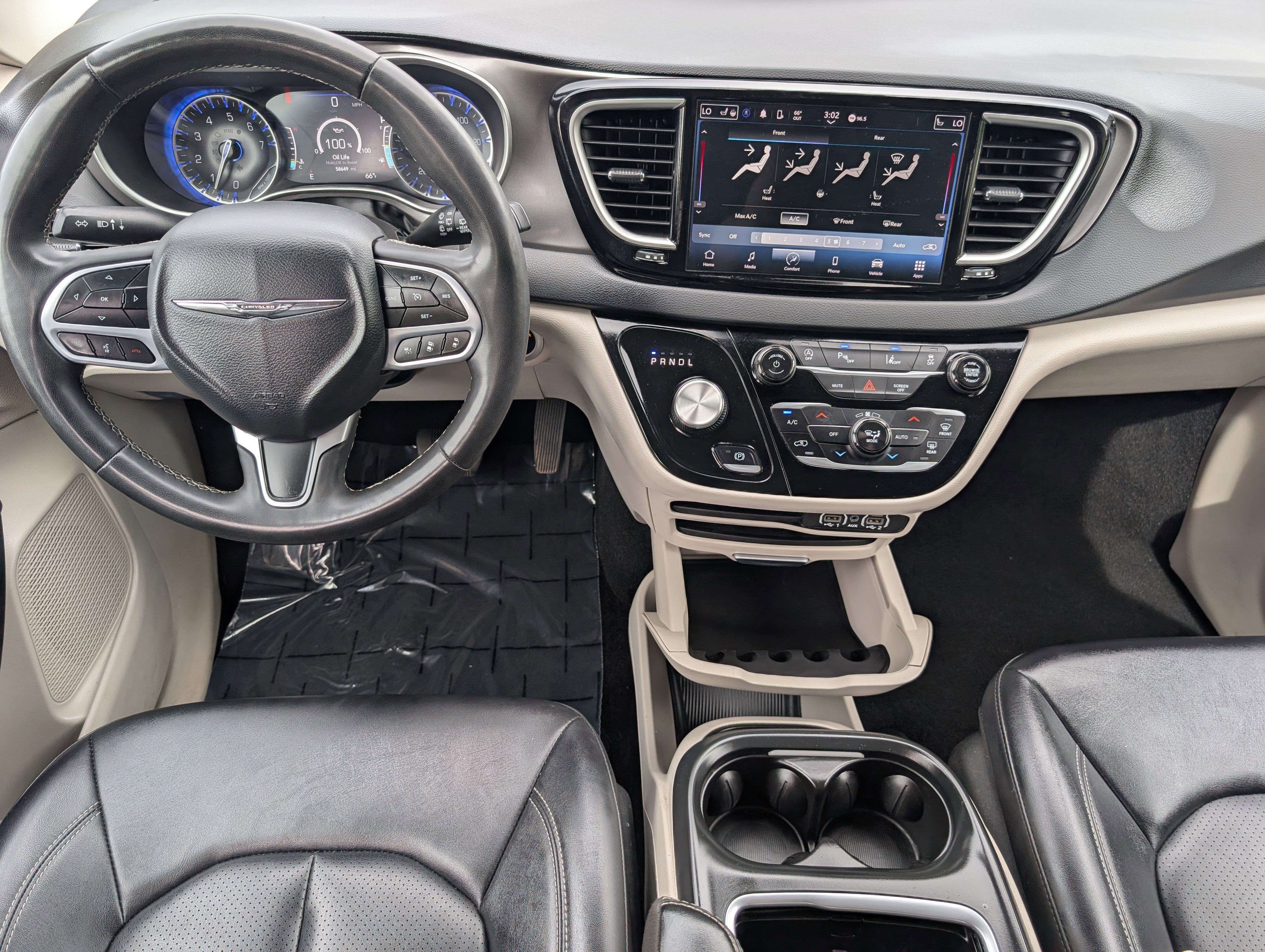 Used 2024 Bright White Clearcoat Chrysler Touring L image 8