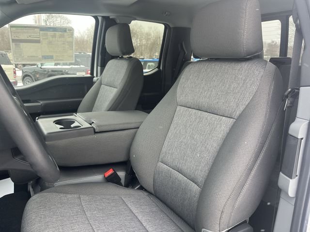 New 2026 Oxford White Ford F-250® XL image 15