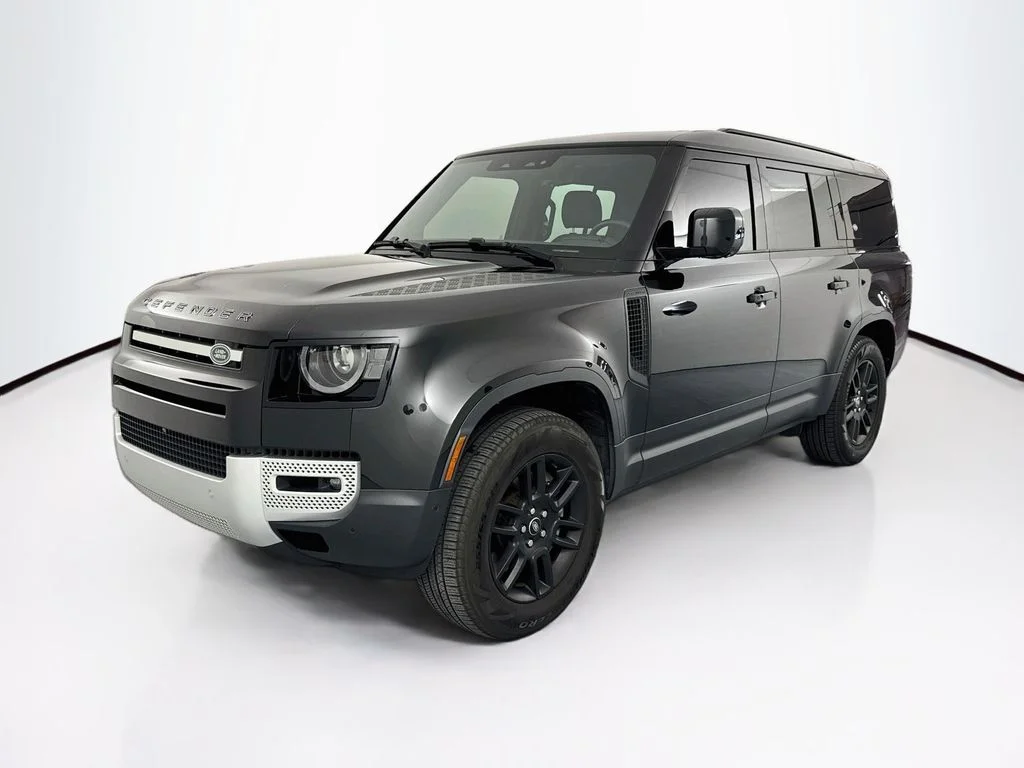 Used 2024 Black Land Rover S image 1
