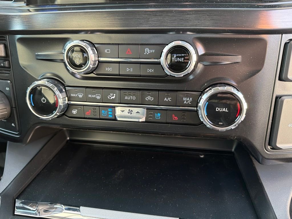 New 2026 Glacier Gray Metallic Tri-Coat Ford F-250® Lariat® image 10
