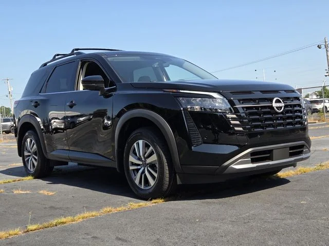 New 2026 Super Black Nissan SL image 7