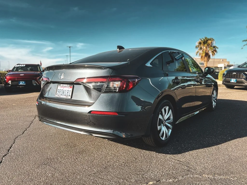 Certified Used 2025 Meteorite Gray Metallic Honda 4D LX image 9