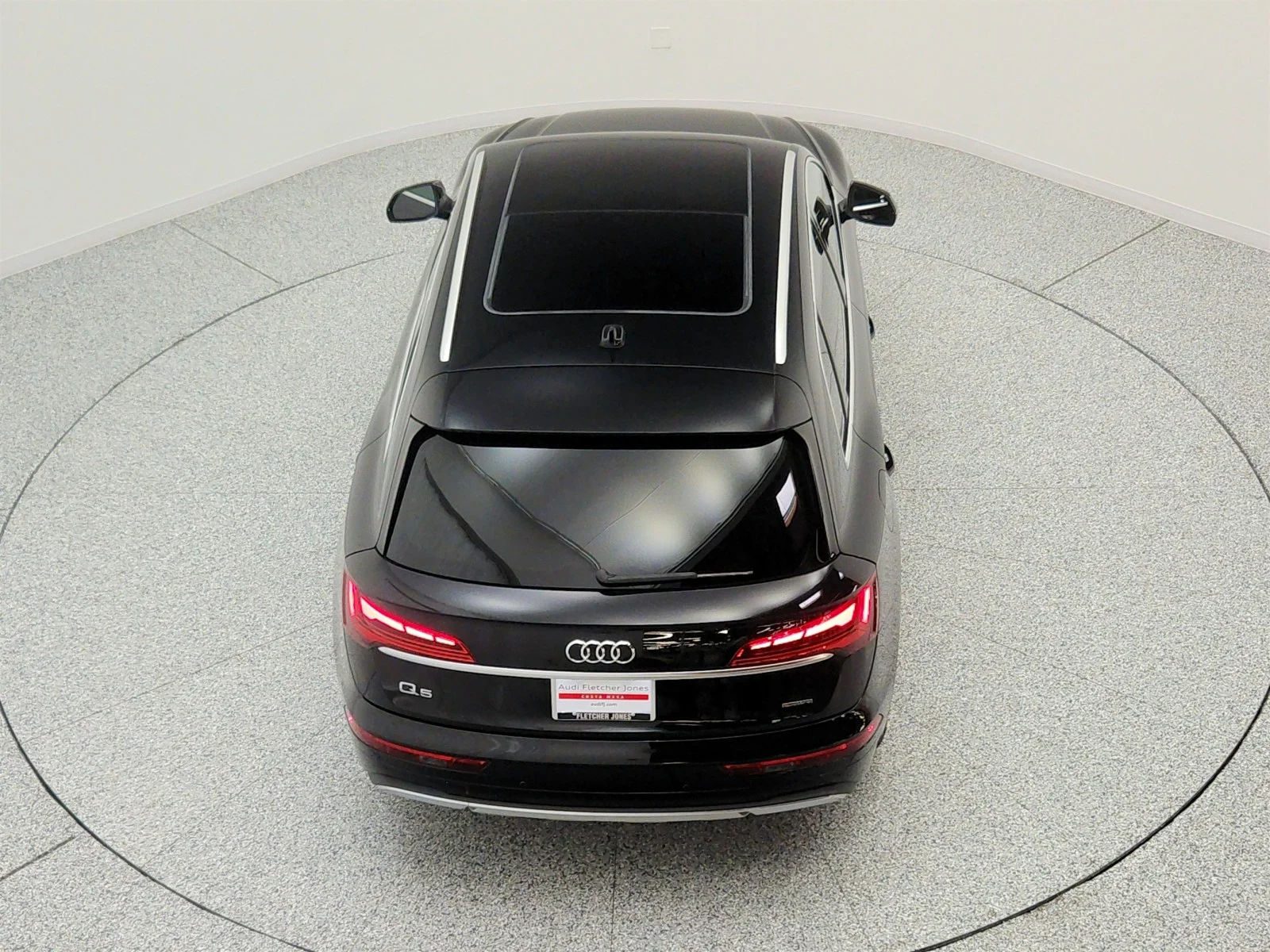 Used 2023 Mythos Black Metallic Audi Premium 40 TFSI quattro image 27