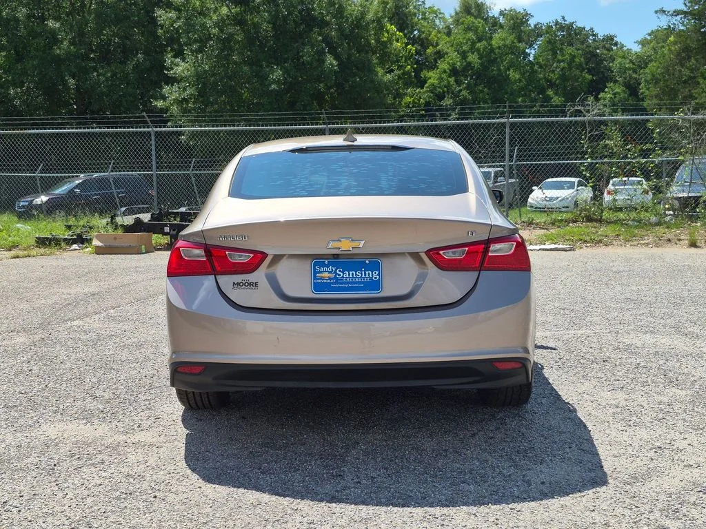 Used 2018 Beige Chevrolet LT image 4