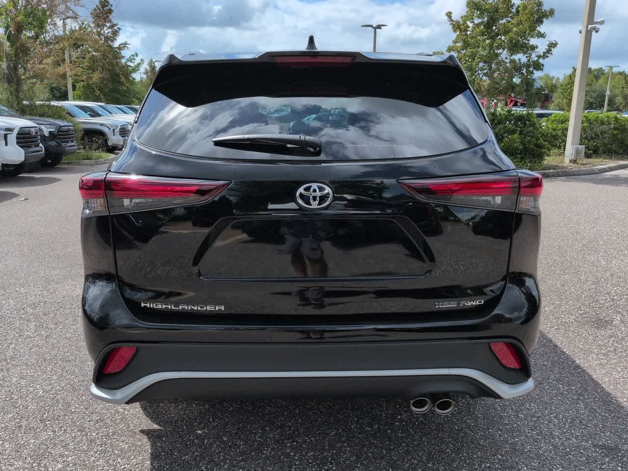 New 2026 Midnight Black Metallic Toyota  XSE image 5