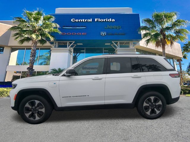 Used 2024 White Jeep 4xe image 8