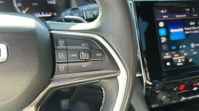 Used 2023 Black Jeep Altitude X image 14