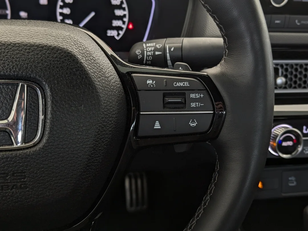 Certified Used 2025 White Honda Sport - - FWD - Honda Sensing Suite - Heated Seats - 9 Touchscreen - Wireless CarPlay & More! image 17