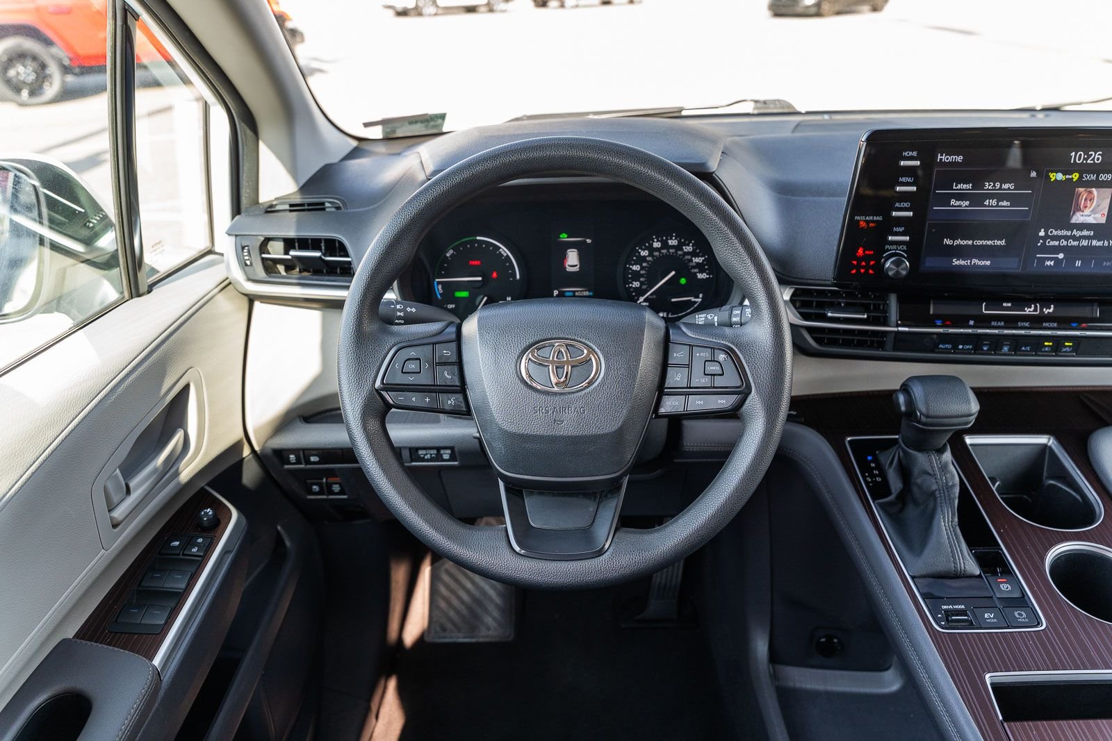 Used 2024 White Toyota LE image 29