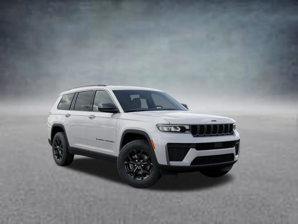 New 2026 Bright White Clear-Coat Exterior Paint Jeep Laredo image 5