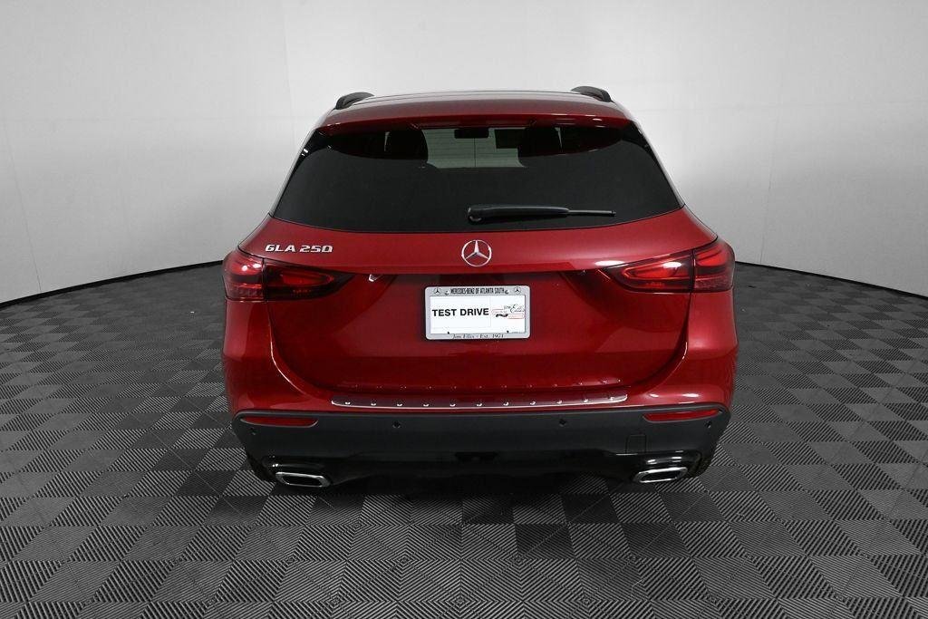 New 2026 MANUFAKTUR Patagonia Red Metallic Mercedes-Benz GLA 250 image 30