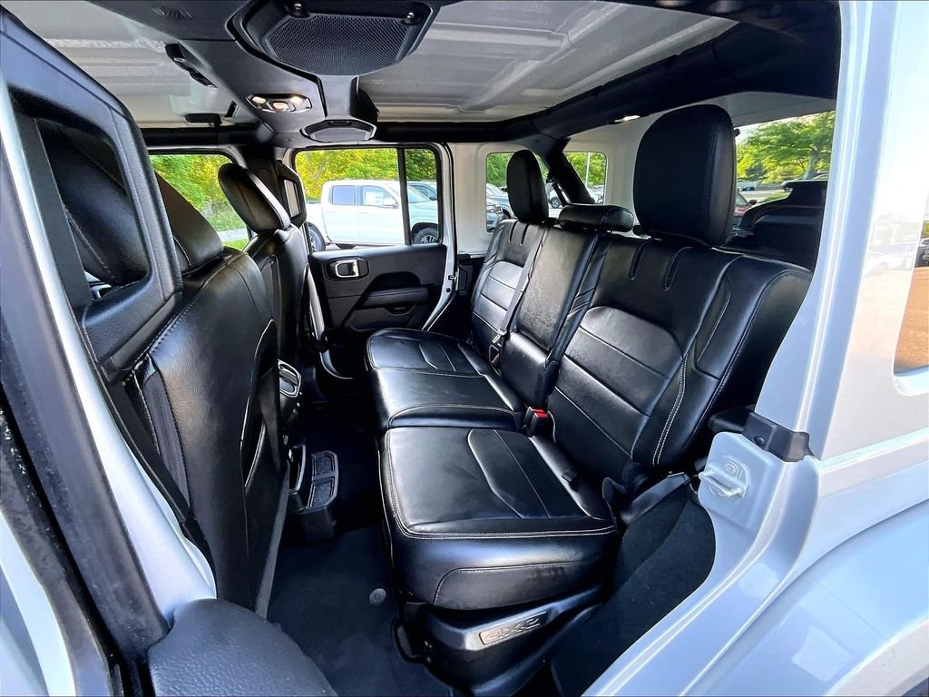 Used 2023 Silver Jeep Sahara 4xe image 15