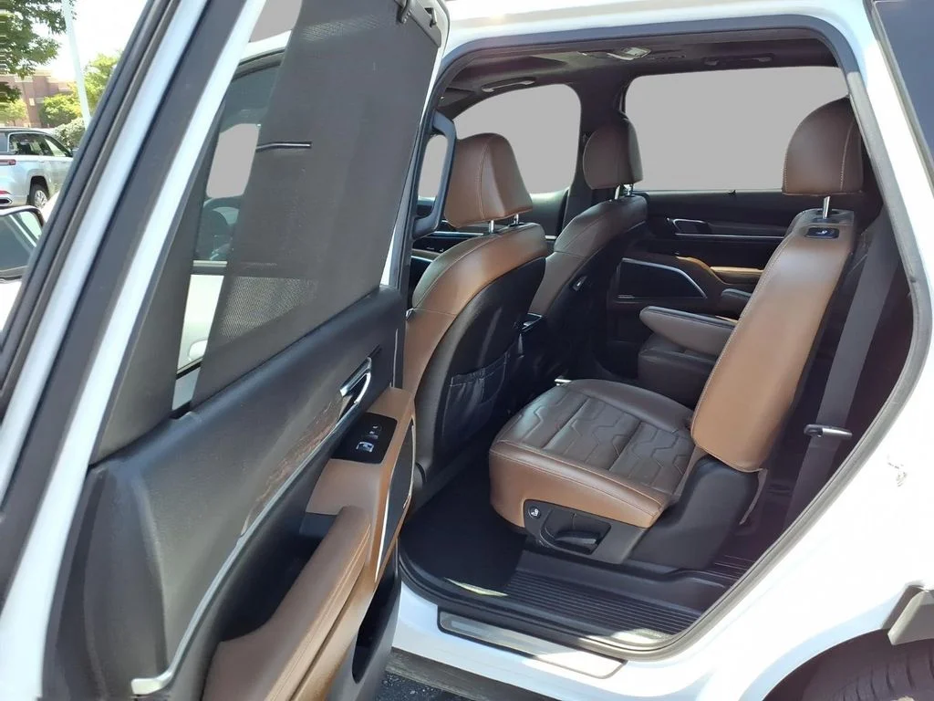 Used 2022 White Kia SX image 25