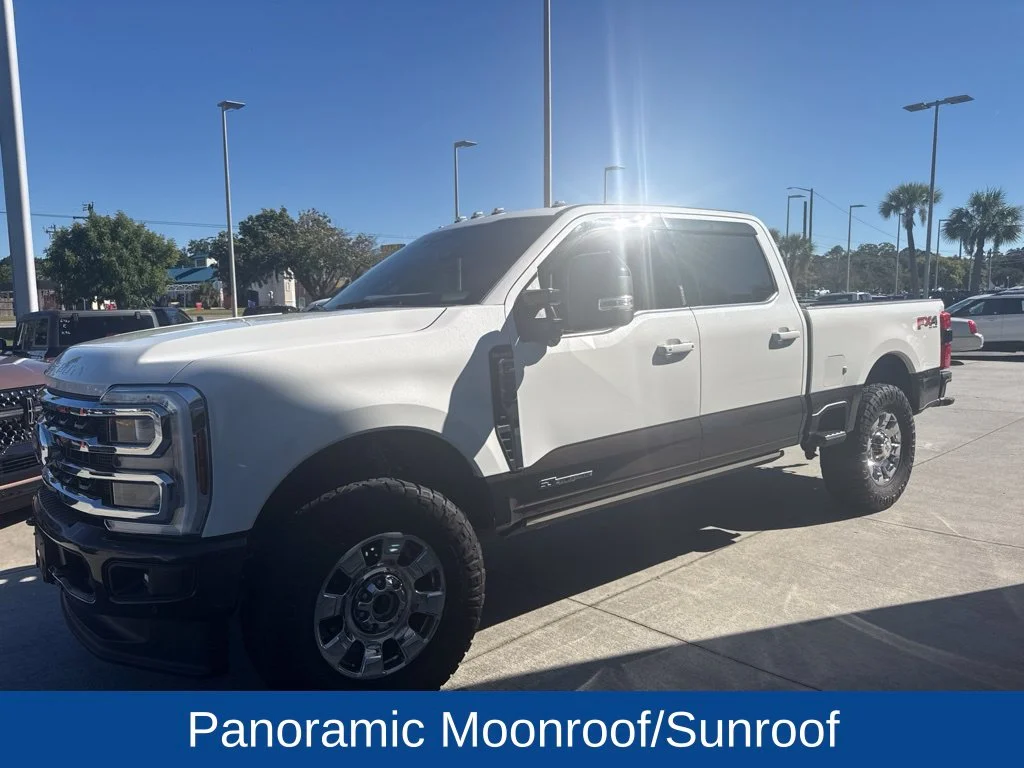 Used 2025 White Ford King Ranch image 3