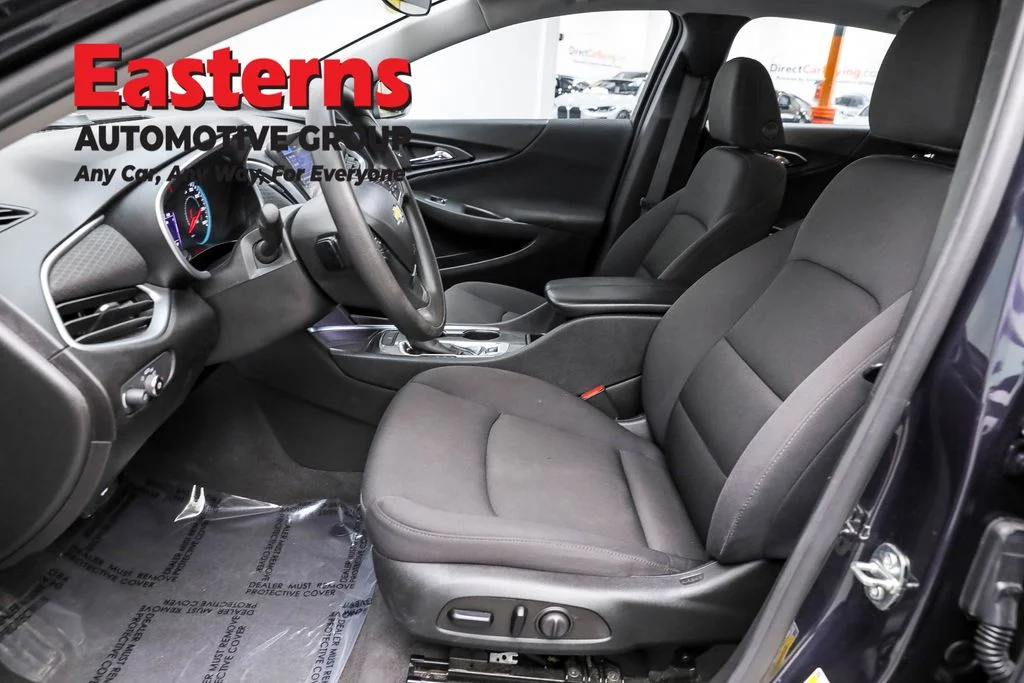 Used 2023 Gray Chevrolet LT image 14