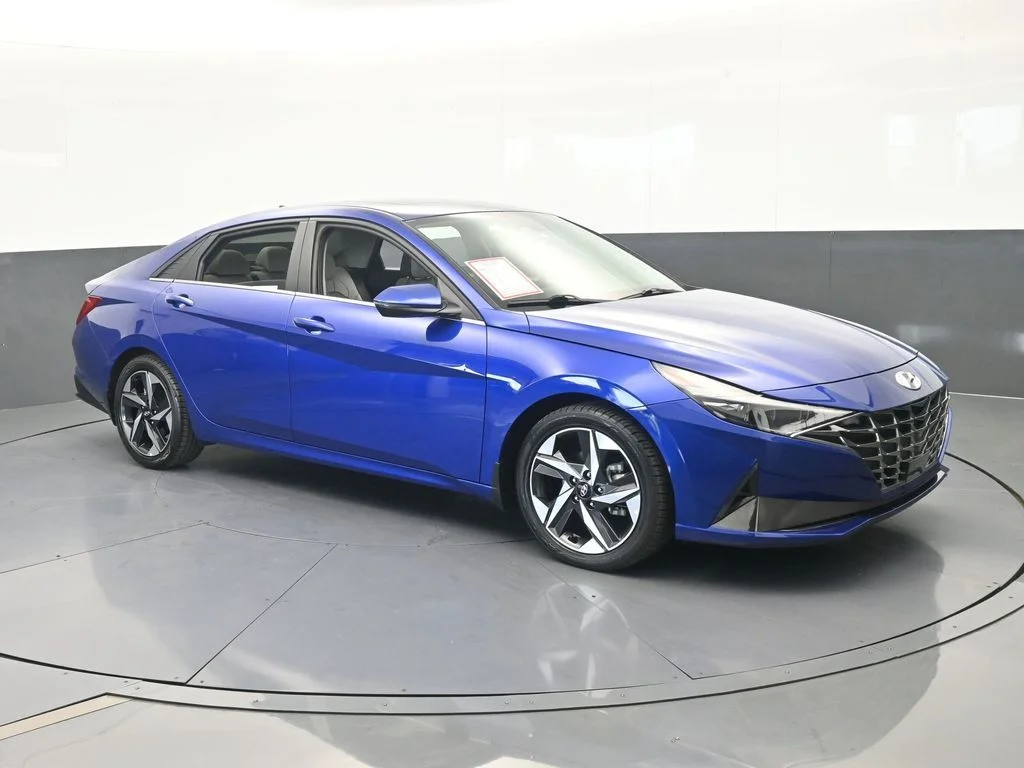 Used 2023 Intense Blue Hyundai Limited image 8