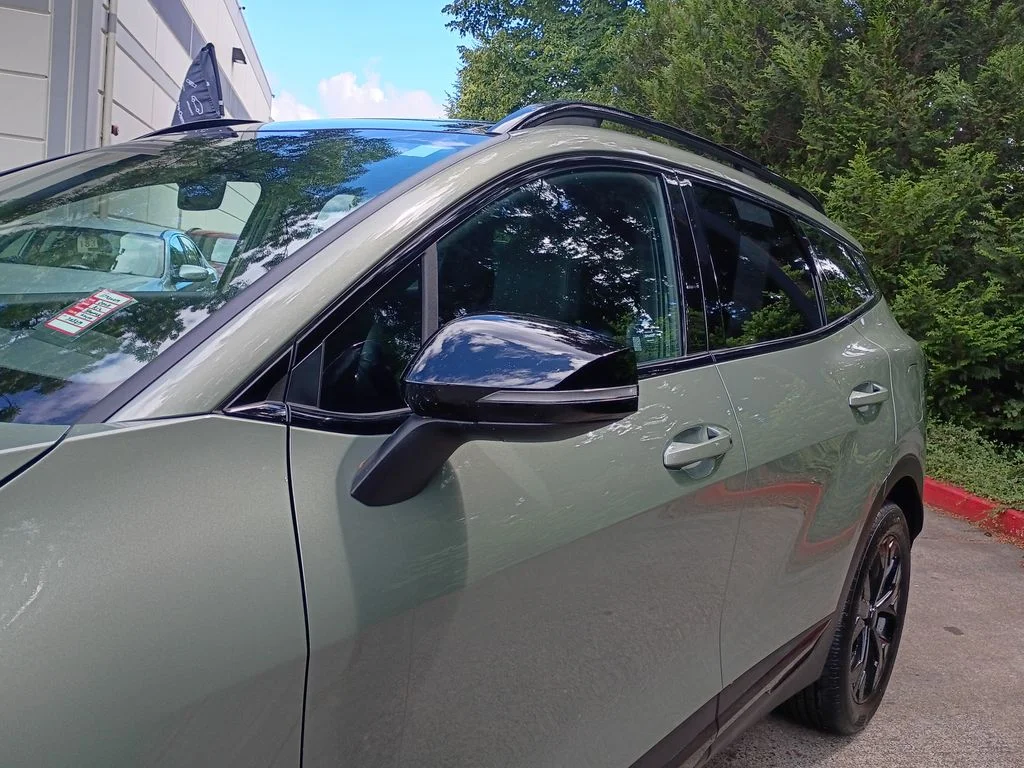 Certified Used 2025 Jungle Green Kia X-Line image 9
