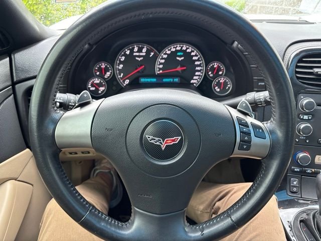 Used 2008 White Chevrolet Base image 19