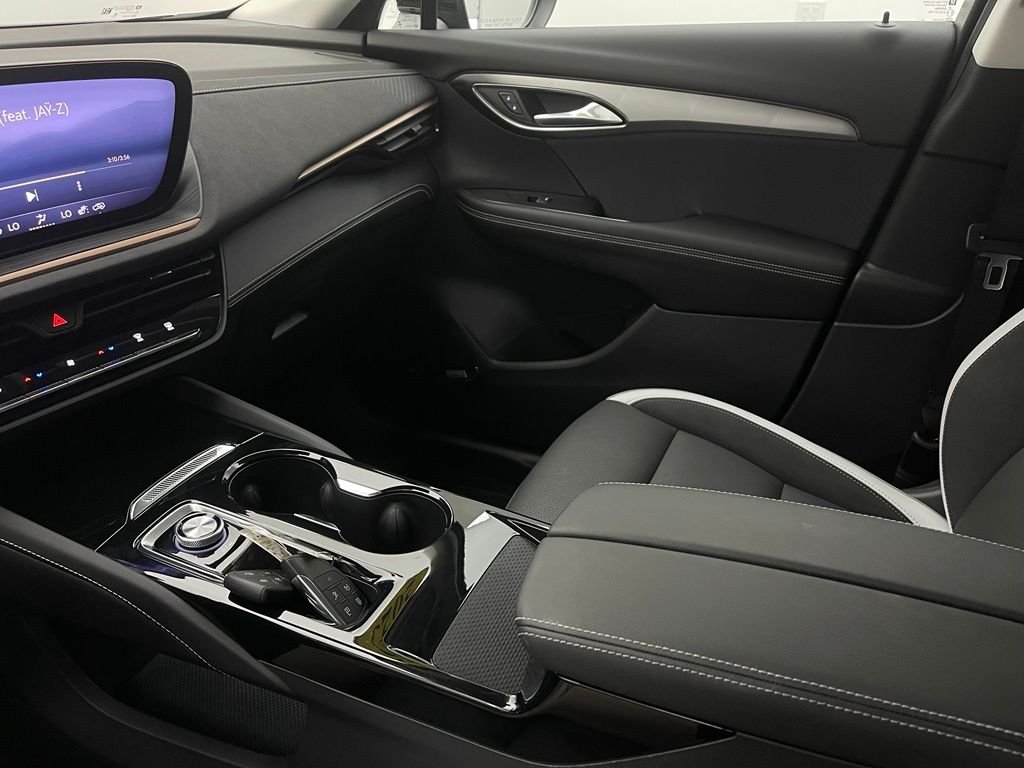 Used 2025 Ebony Twilight Metallic Buick Sport Touring image 28