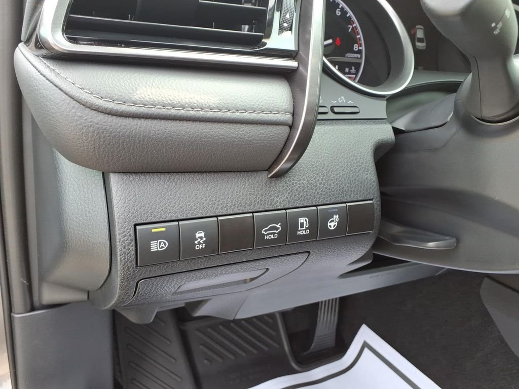 Used 2024 Predawn Gray Mica Toyota XLE image 15