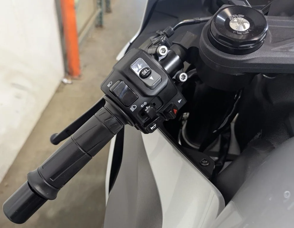 New 2027 GALAXY SILVER Kawasaki ABS image 6