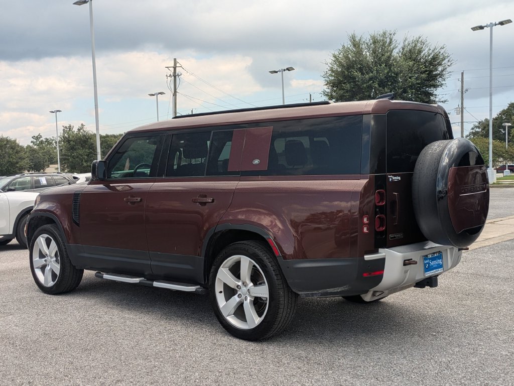 Used 2023 Red Land Rover First Edition image 3