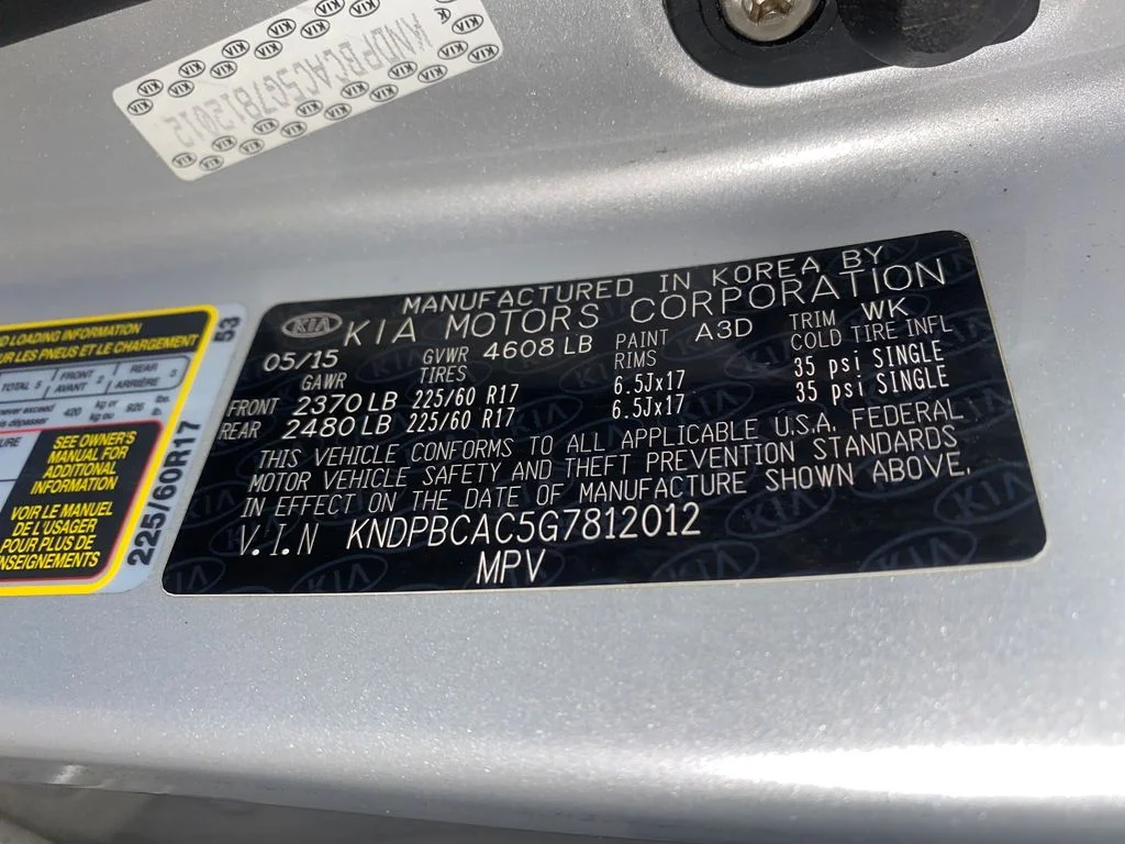 Used 2016 Silver Kia LX image 24
