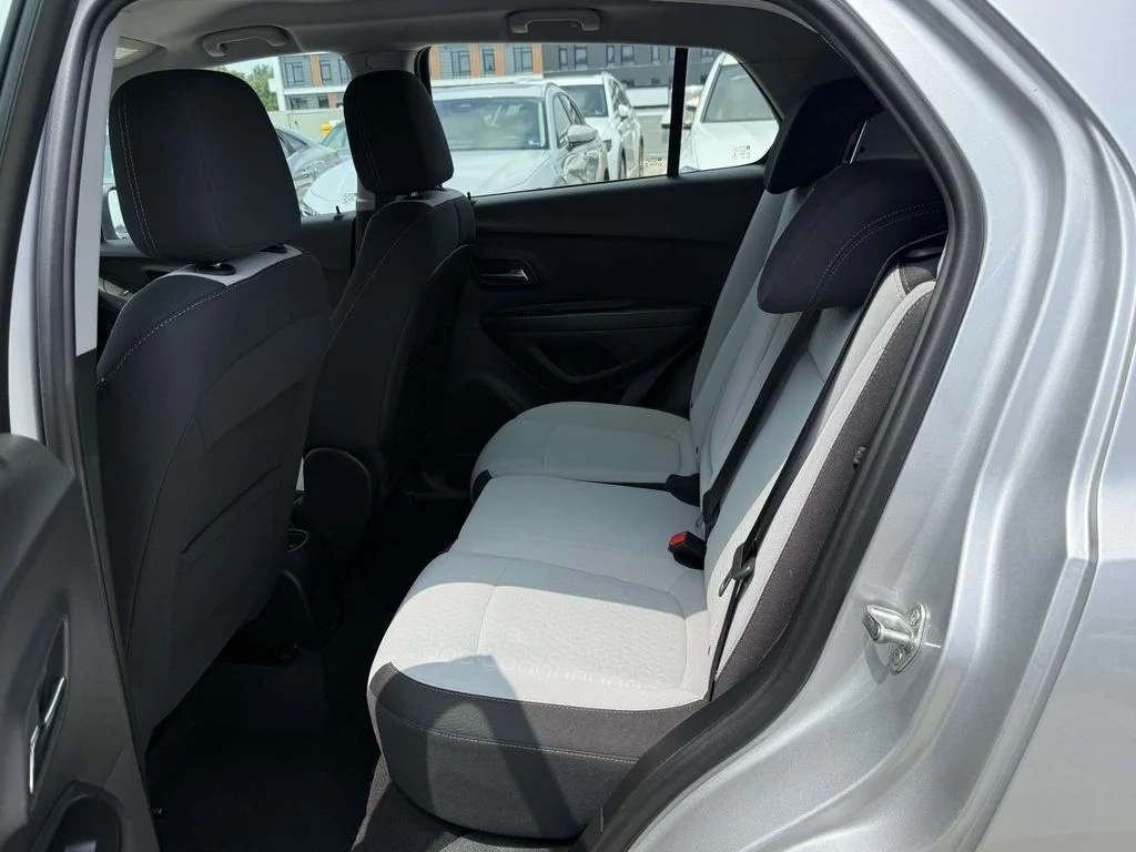 Used 2019 Silver Ice Metallic Chevrolet LS image 10