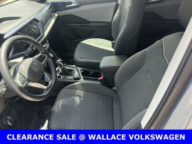 Used 2024 Gray Volkswagen 1.5T SE image 14