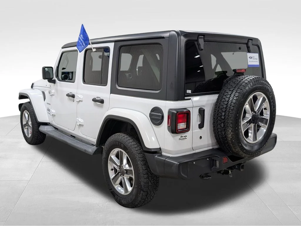 Certified Used 2019 Bright White Clearcoat Jeep Unlimited Sahara image 20