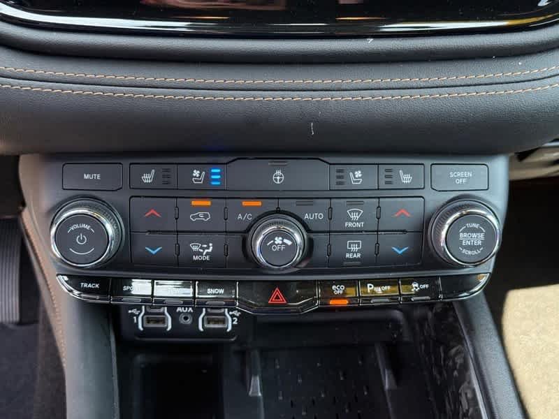 Used 2025 DB Black Clearcoat Dodge R/T 20th Anniversary Plus image 22