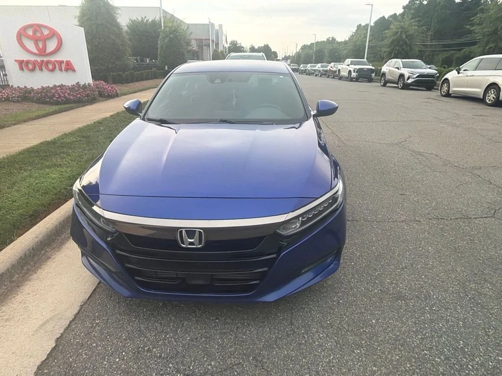 Used 2019  Honda Sport image 7