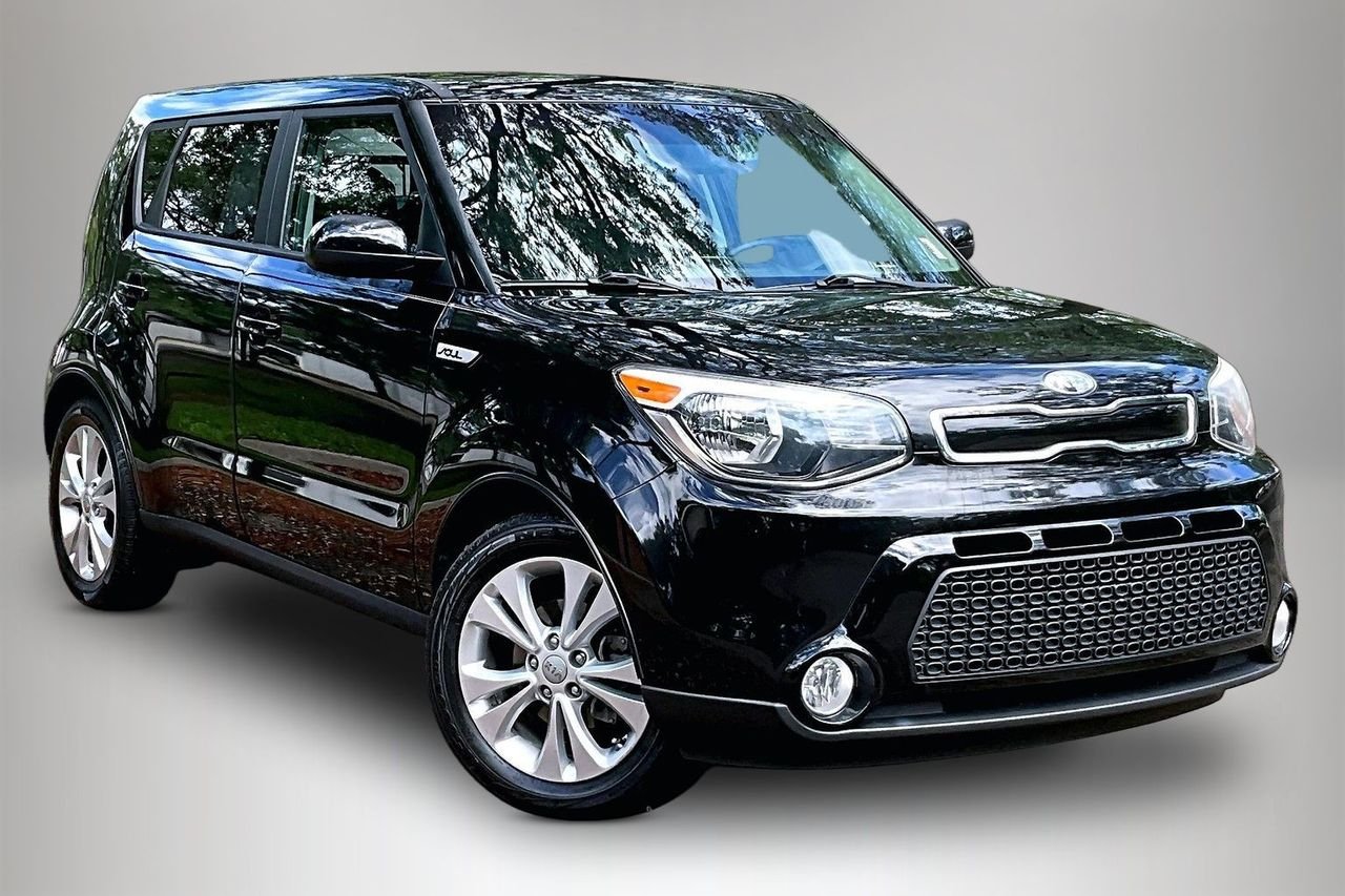 Used 2016 Black Kia Plus image 2