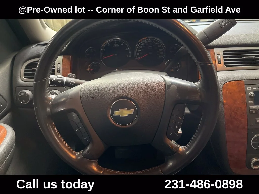 Used 2008 Black Chevrolet LT image 20