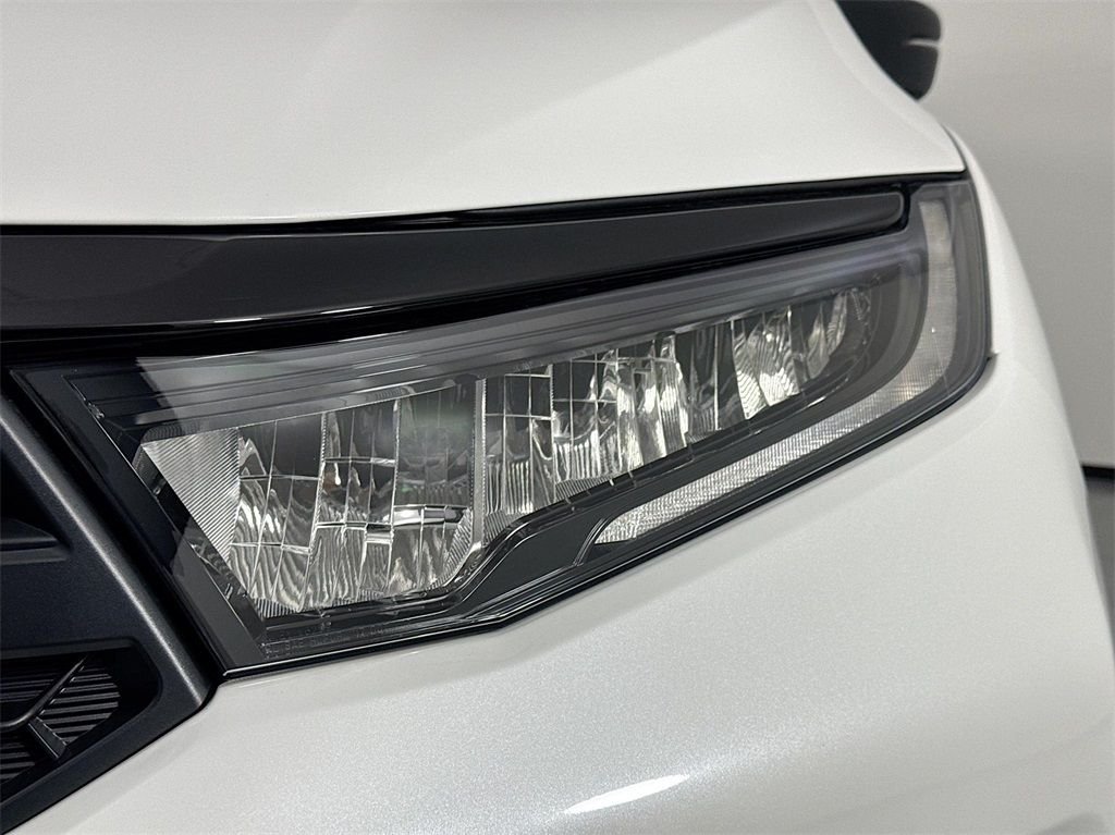 New 2026 Platinum White Pearl Honda Sport-L image 10
