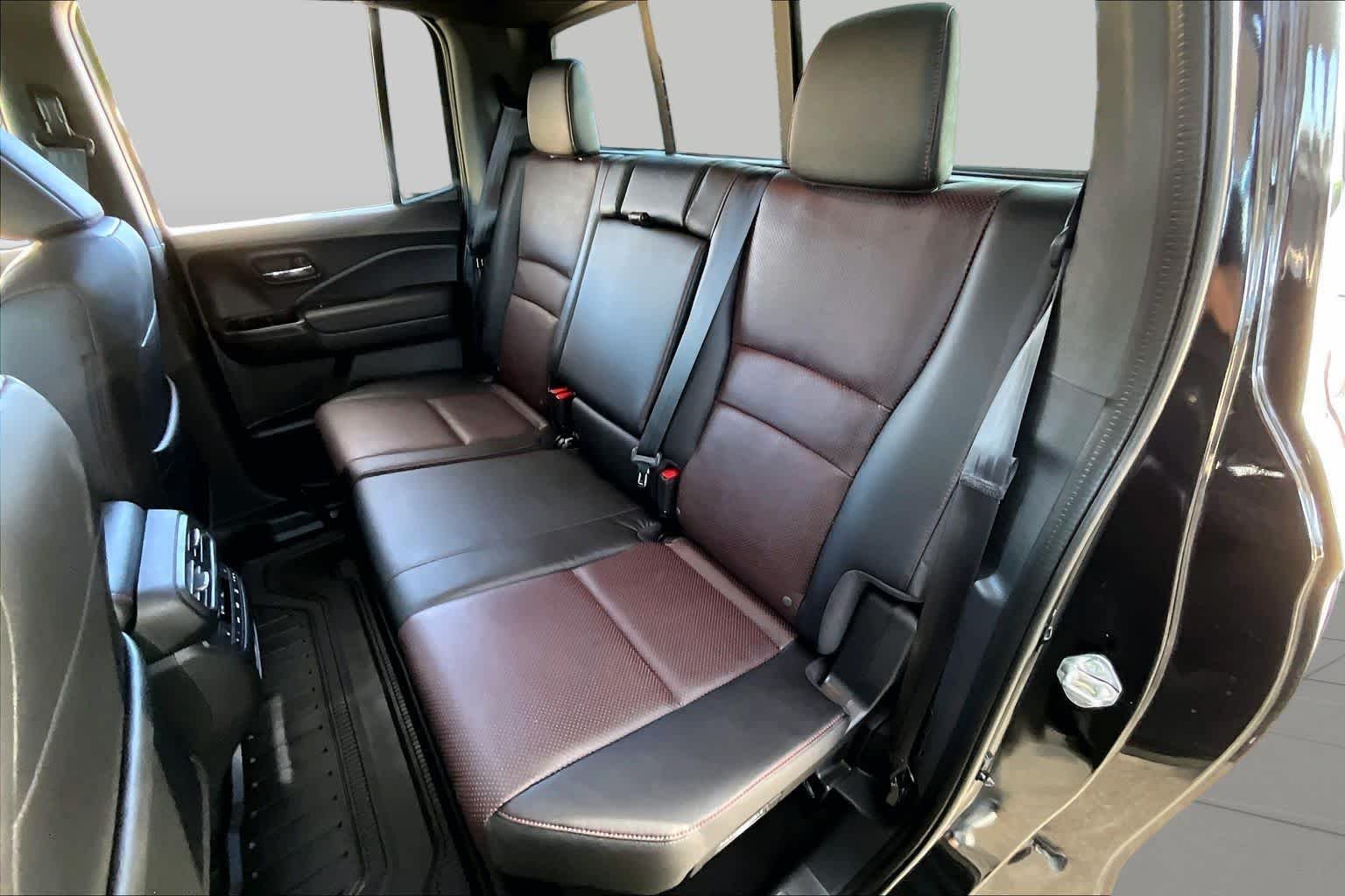 Certified Used 2026 Crystal Black Pearl Honda Black Edition image 21