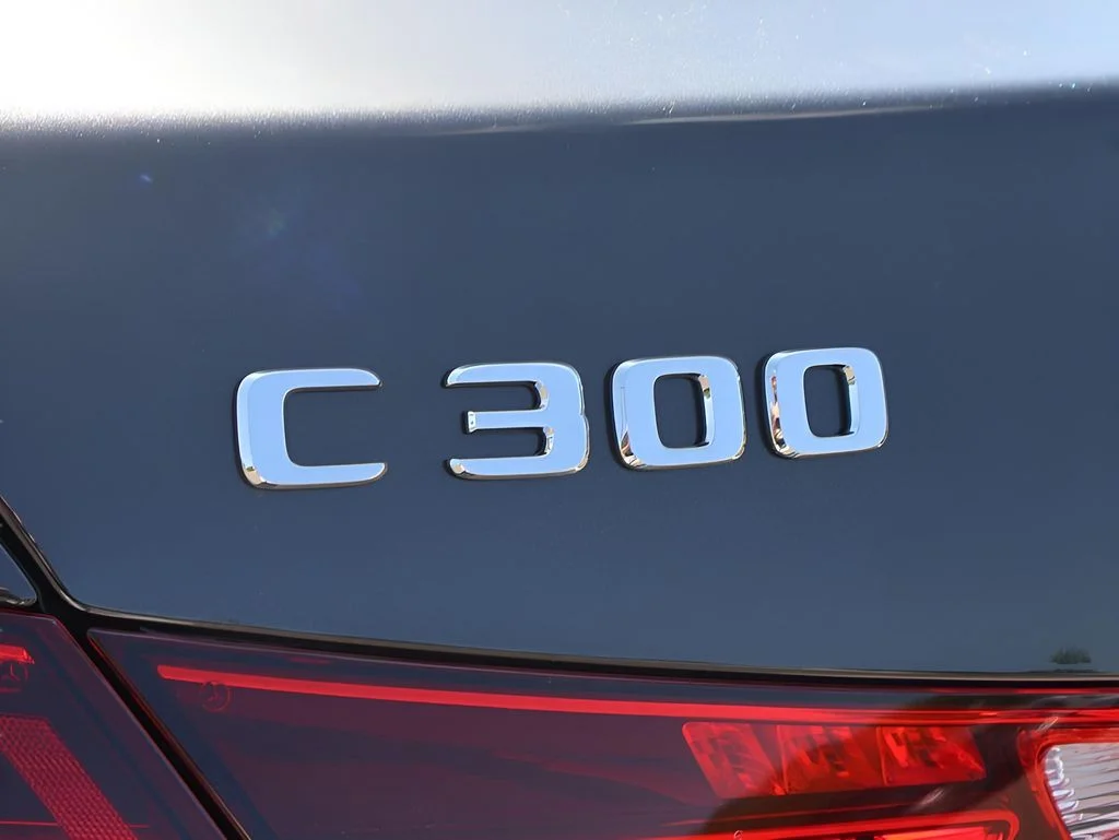 2025 Mercedes-Benz C-Class Sedan C 300 - Photo 19