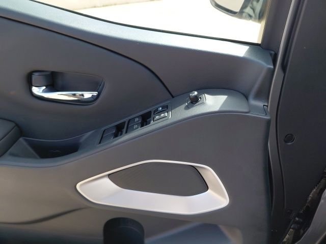 New 2026 Gun Metallic Nissan Crew Cab SV image 15
