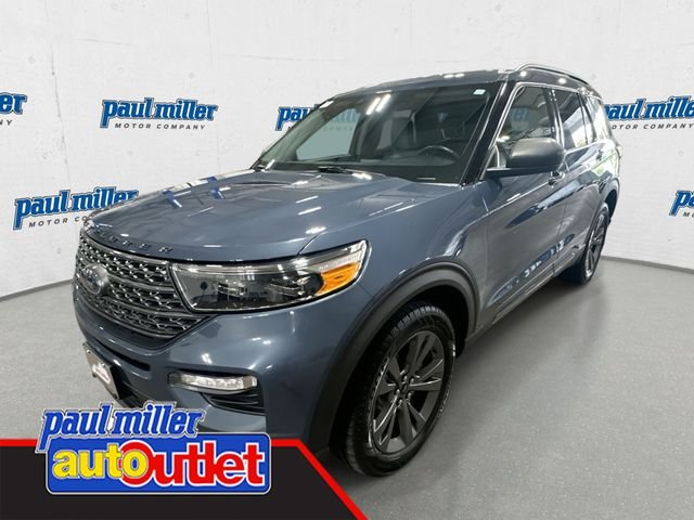 Used 2021 Blue Metallic Ford XLT image 1