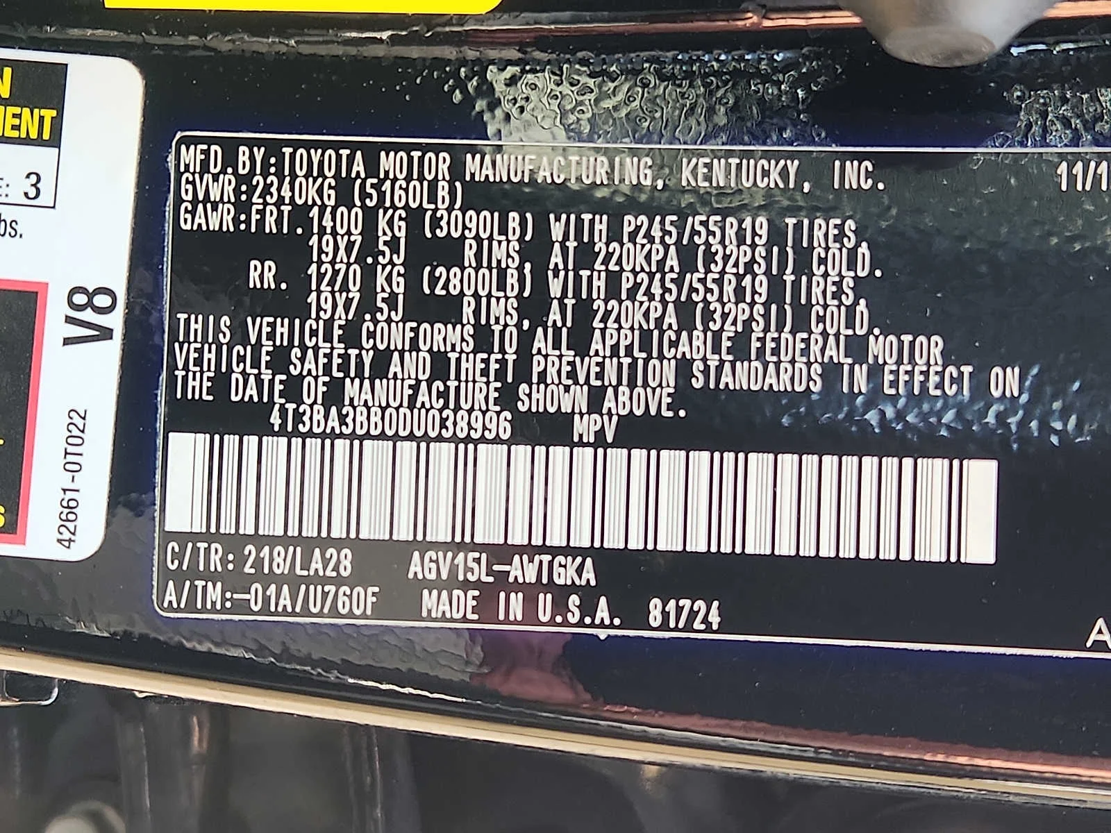 Used 2013 Black Toyota XLE image 29