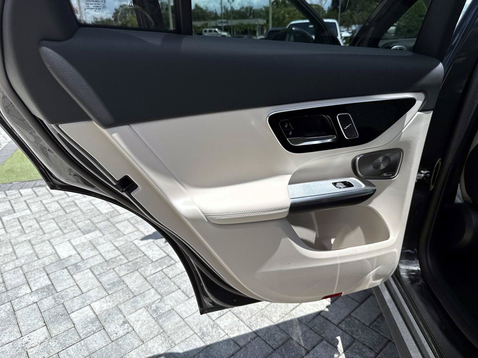 New 2027 Gray Metallic Mercedes-Benz 300 SUV image 11