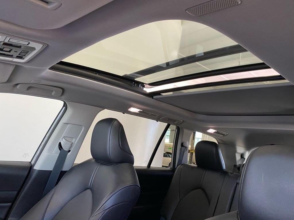 Used 2024 Silver Toyota XLE image 24